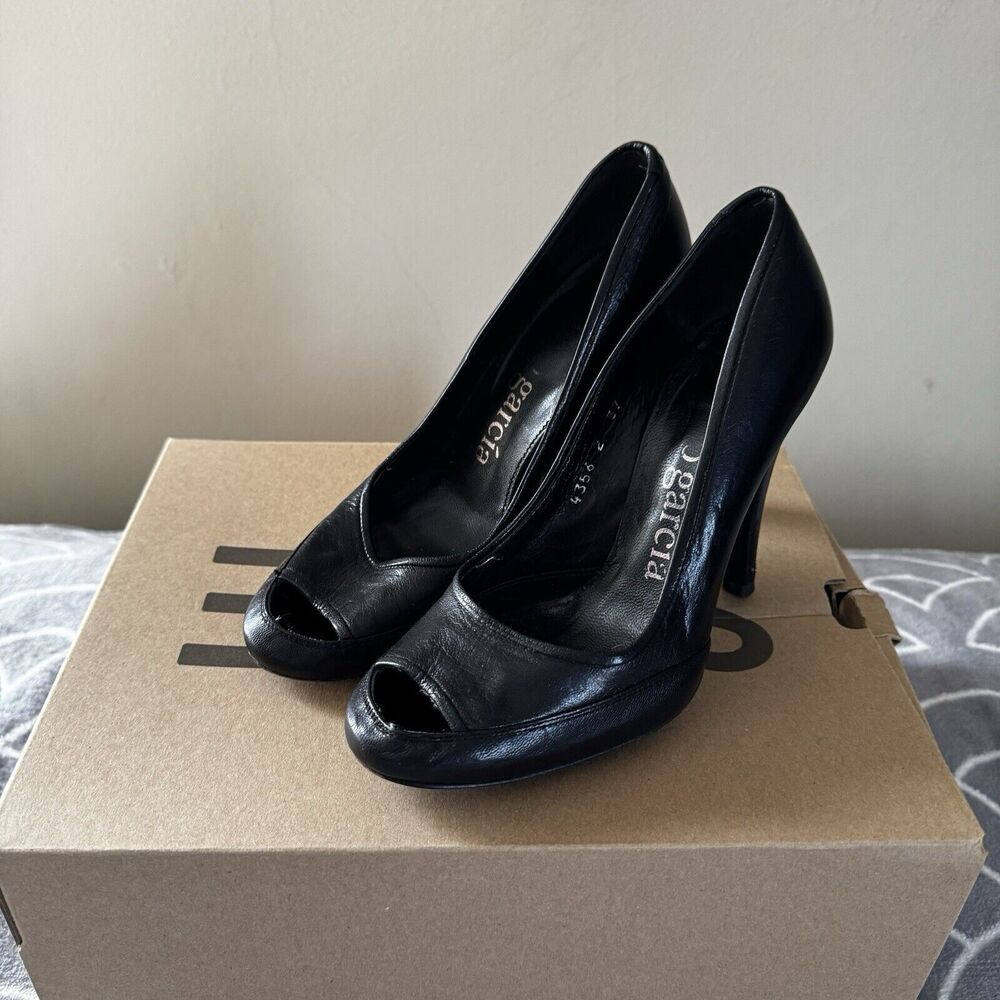 Pedro Garcia España High Black Women's Heels Sz 37 (US 6.5)